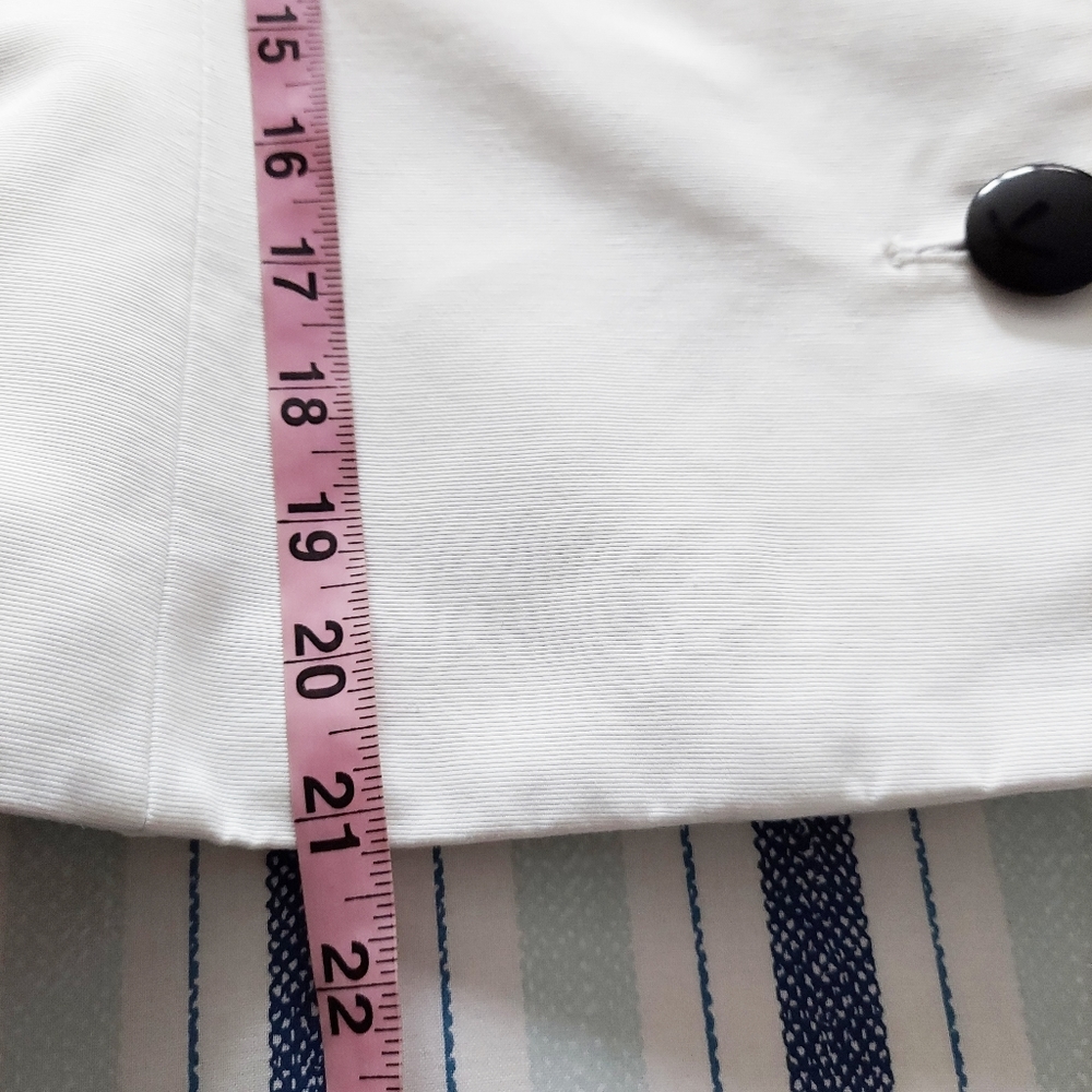 Covington Cropped Jacket - Picture 6 of 6
